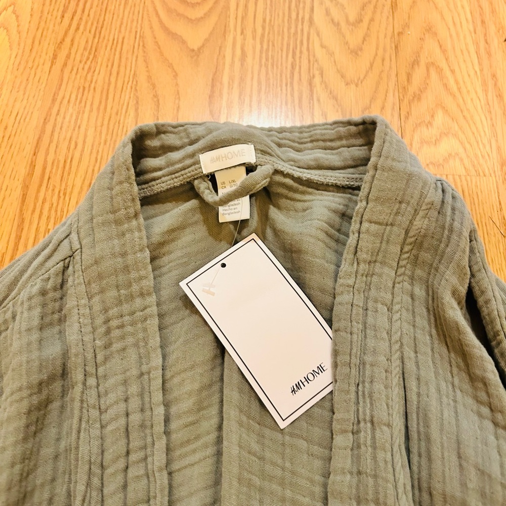 BNWT H&M Home linen Robe Sz L/XL - Picture 4 of 4